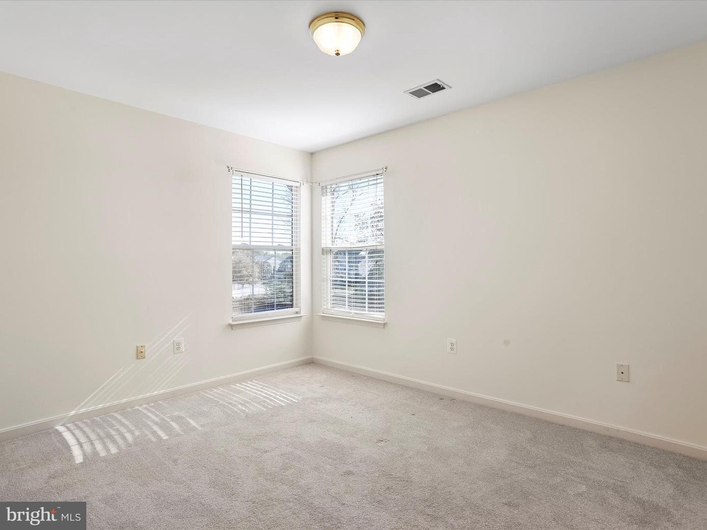 128 Teaberry Drive photo 27