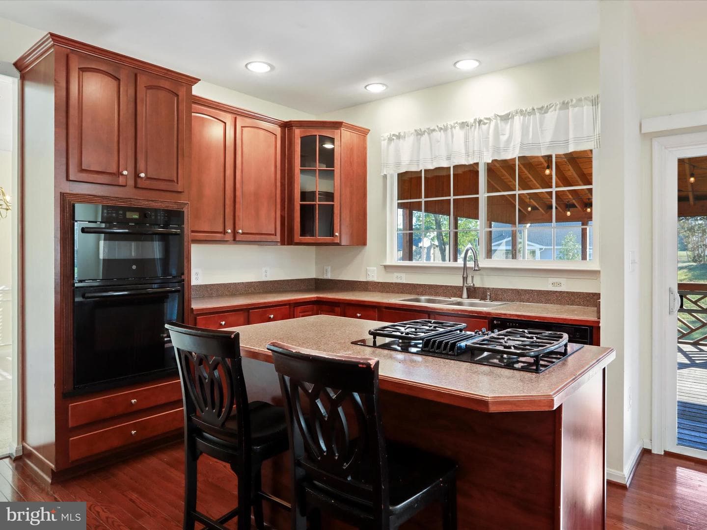 128 Teaberry Drive photo 3