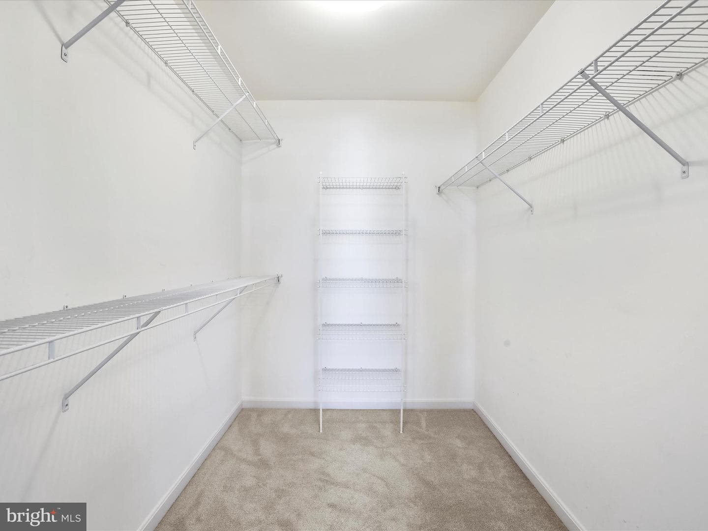 128 Teaberry Drive photo 36