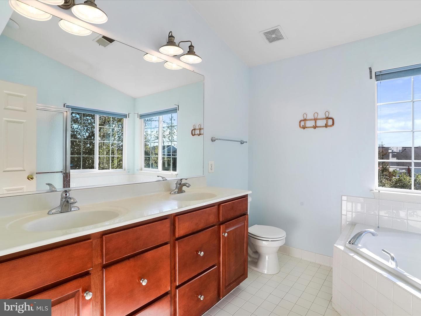 128 Teaberry Drive photo 37