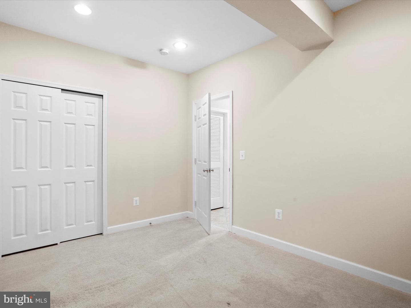 128 Teaberry Drive photo 48