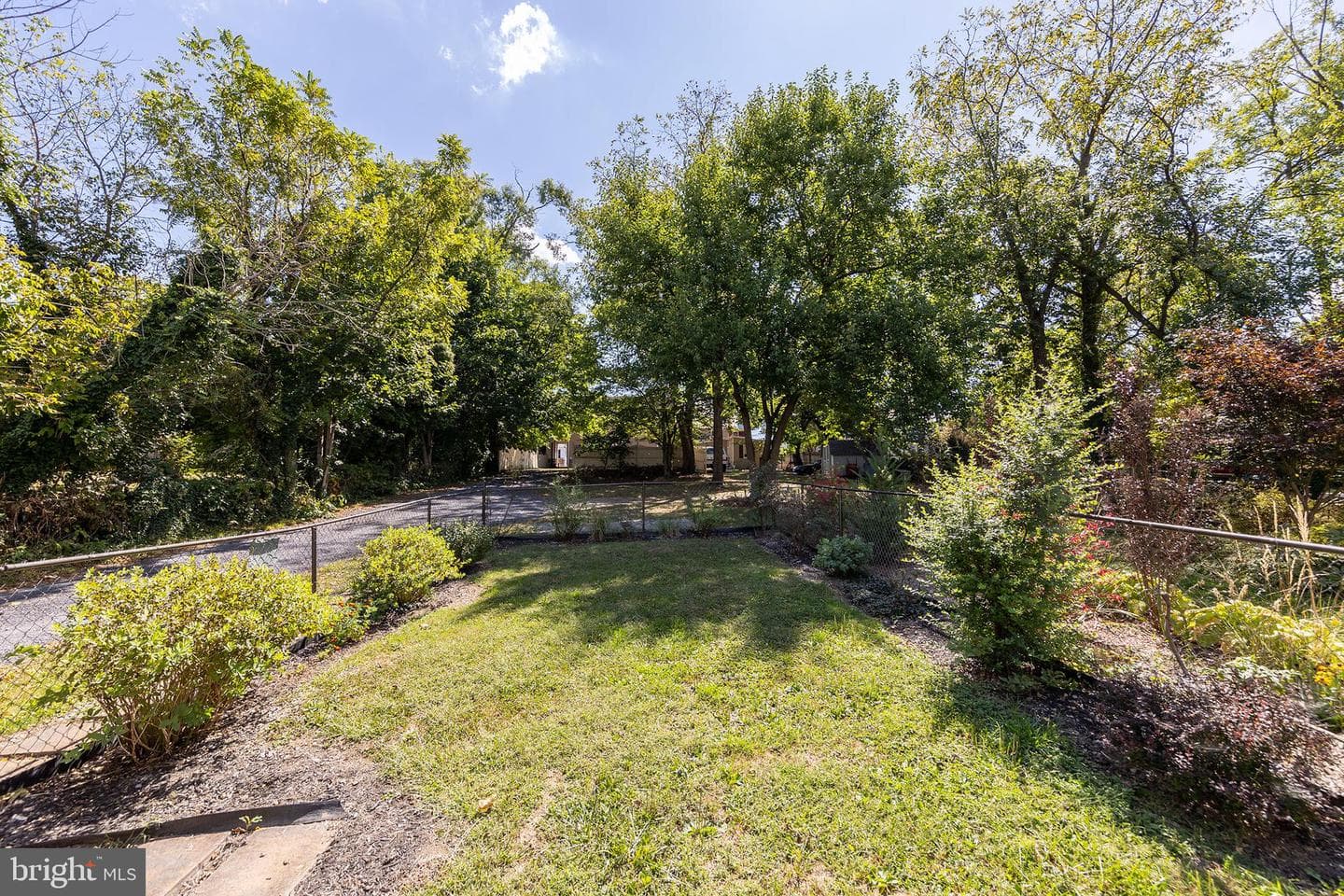 5362 Germain Street photo 23