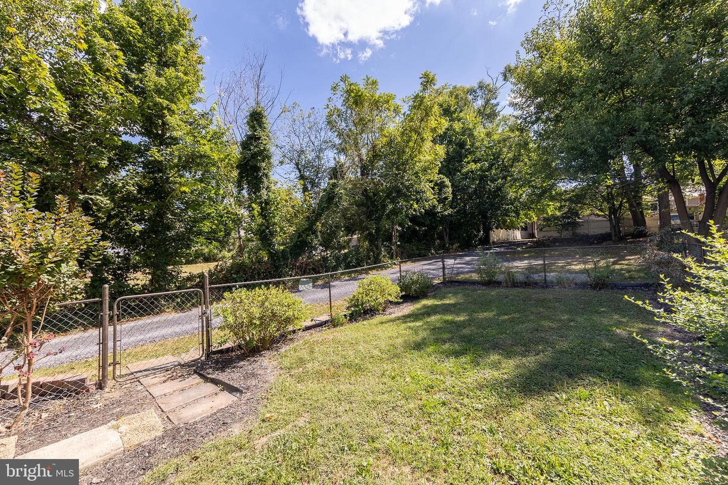 5362 Germain Street photo 24