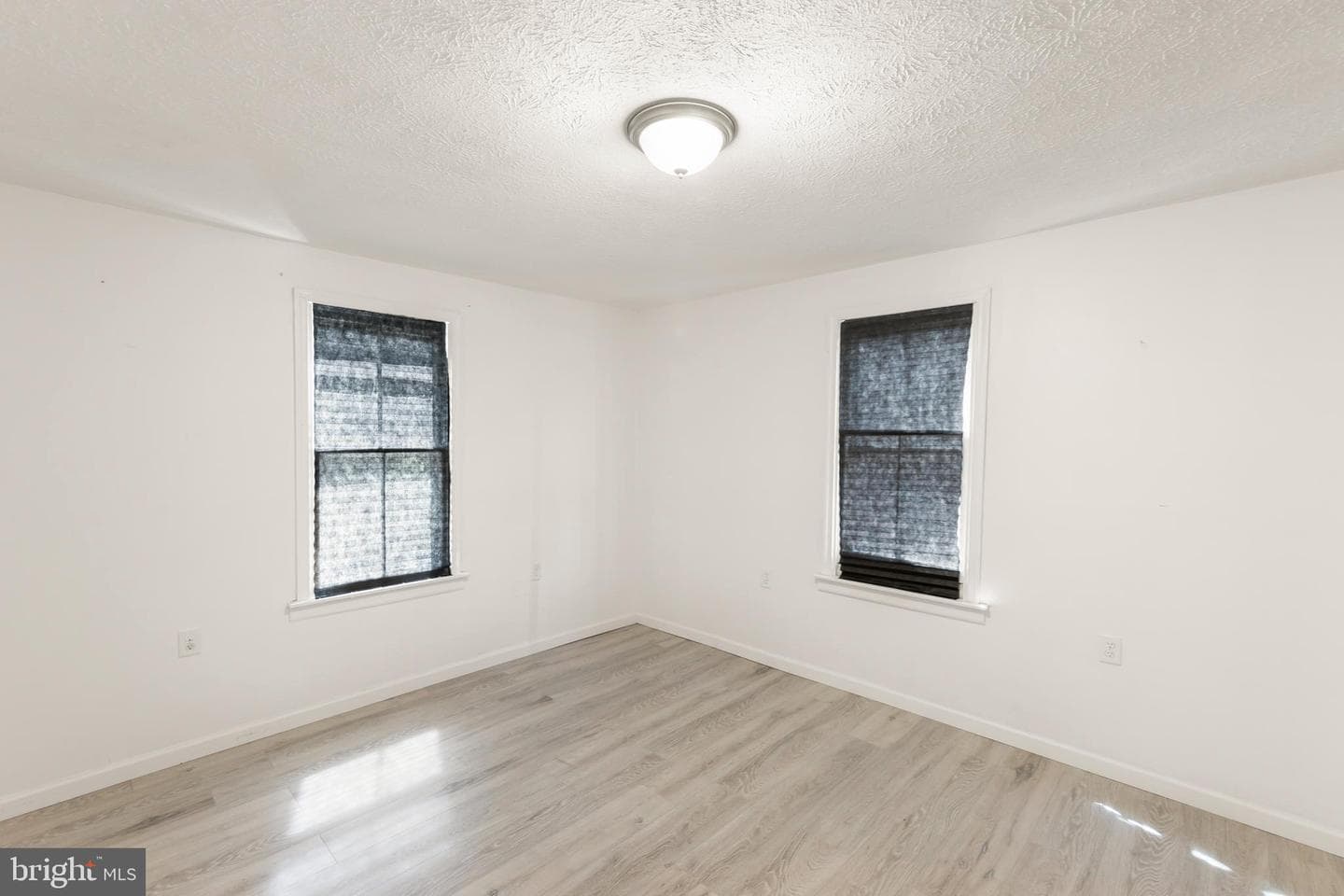 5362 Germain Street photo 5