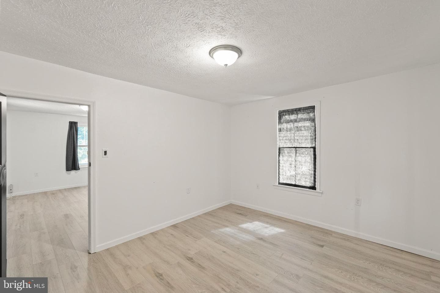 5362 Germain Street photo 6
