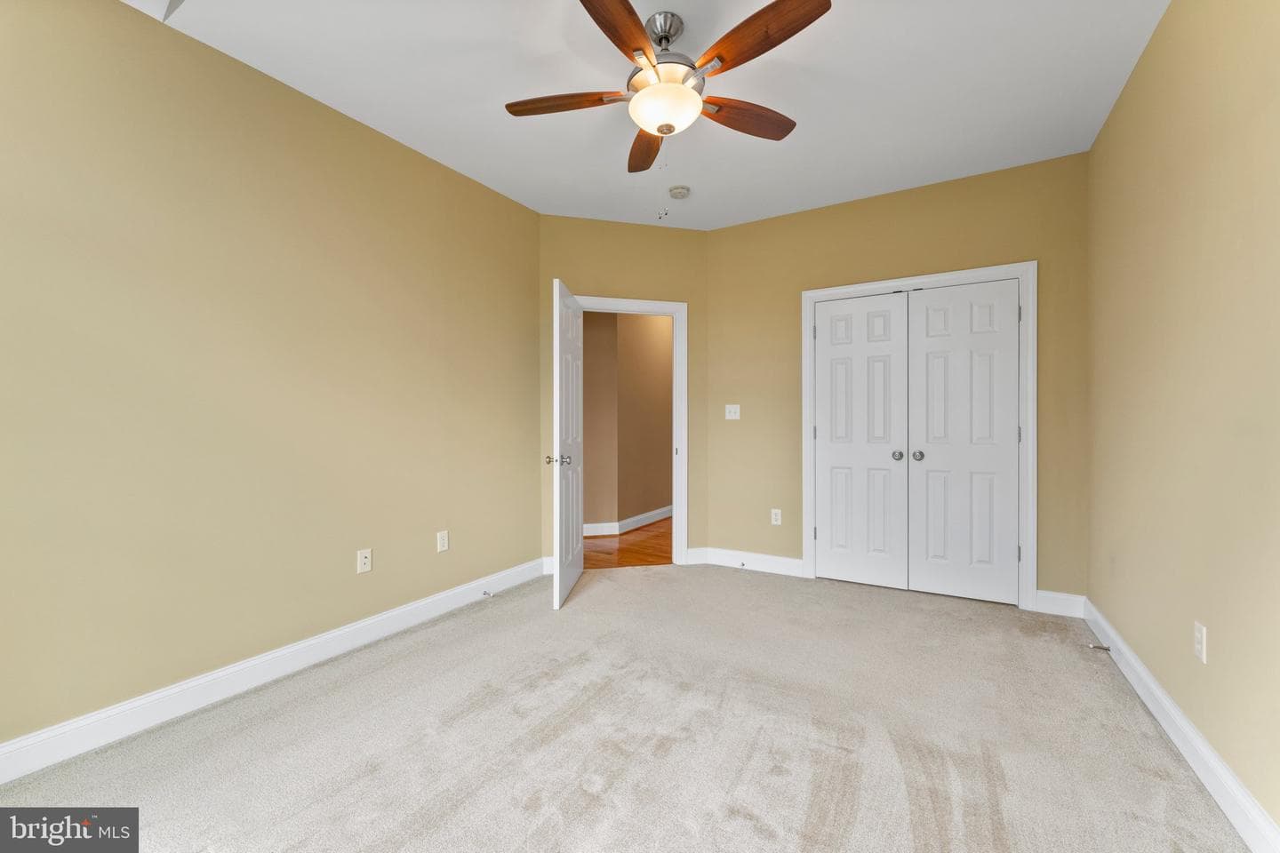 114 Harold Court photo 29