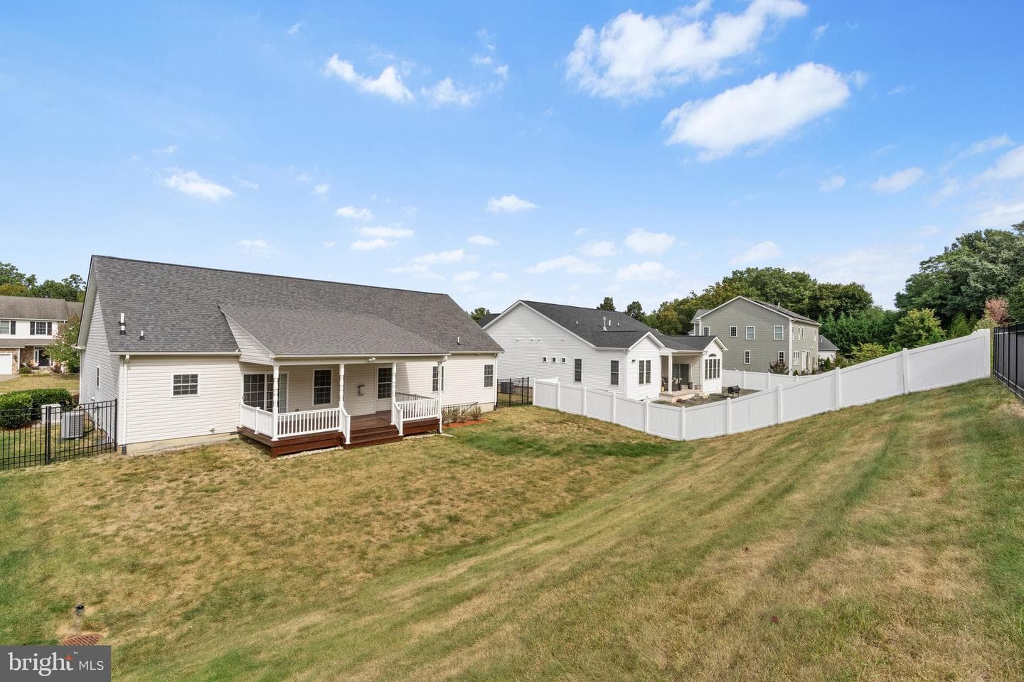 114 Harold Court photo 39