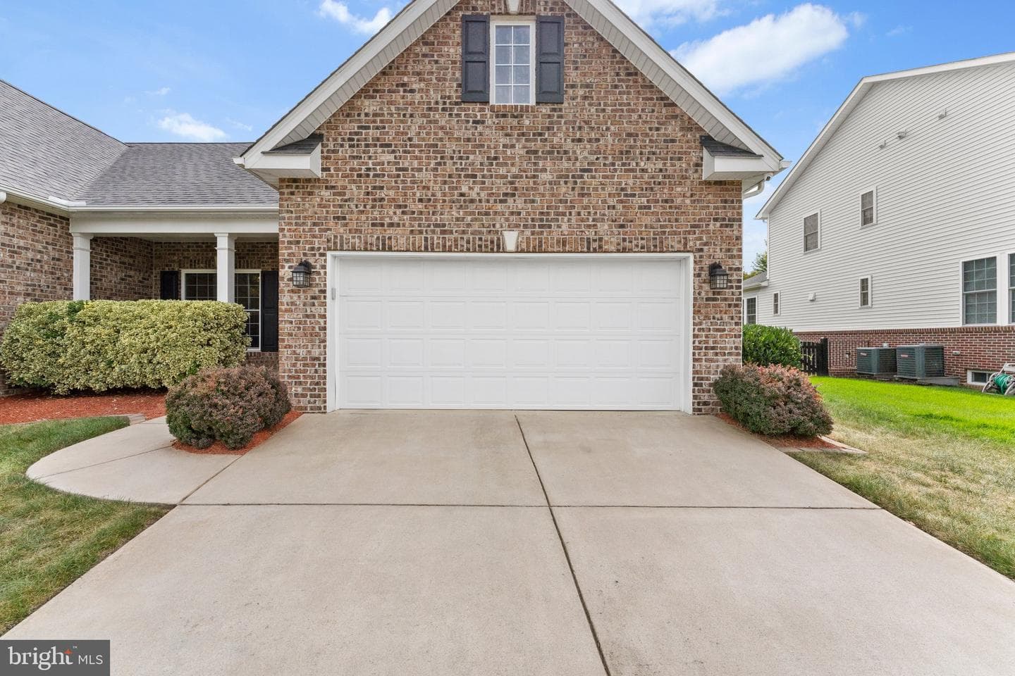 114 Harold Court photo 4