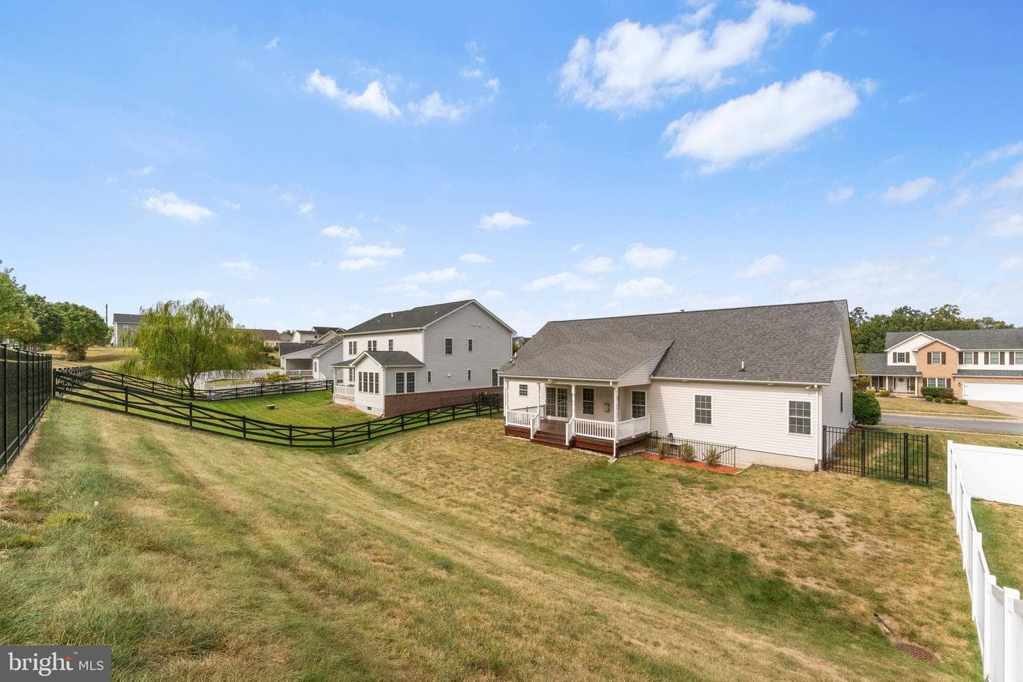 114 Harold Court photo 40
