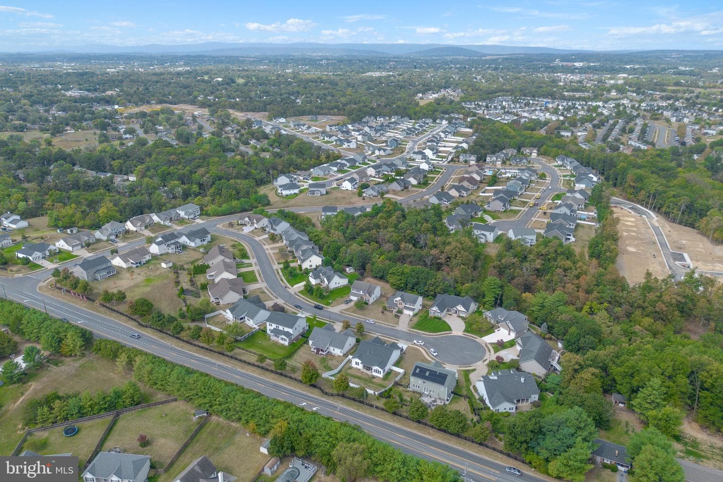 114 Harold Court photo 47