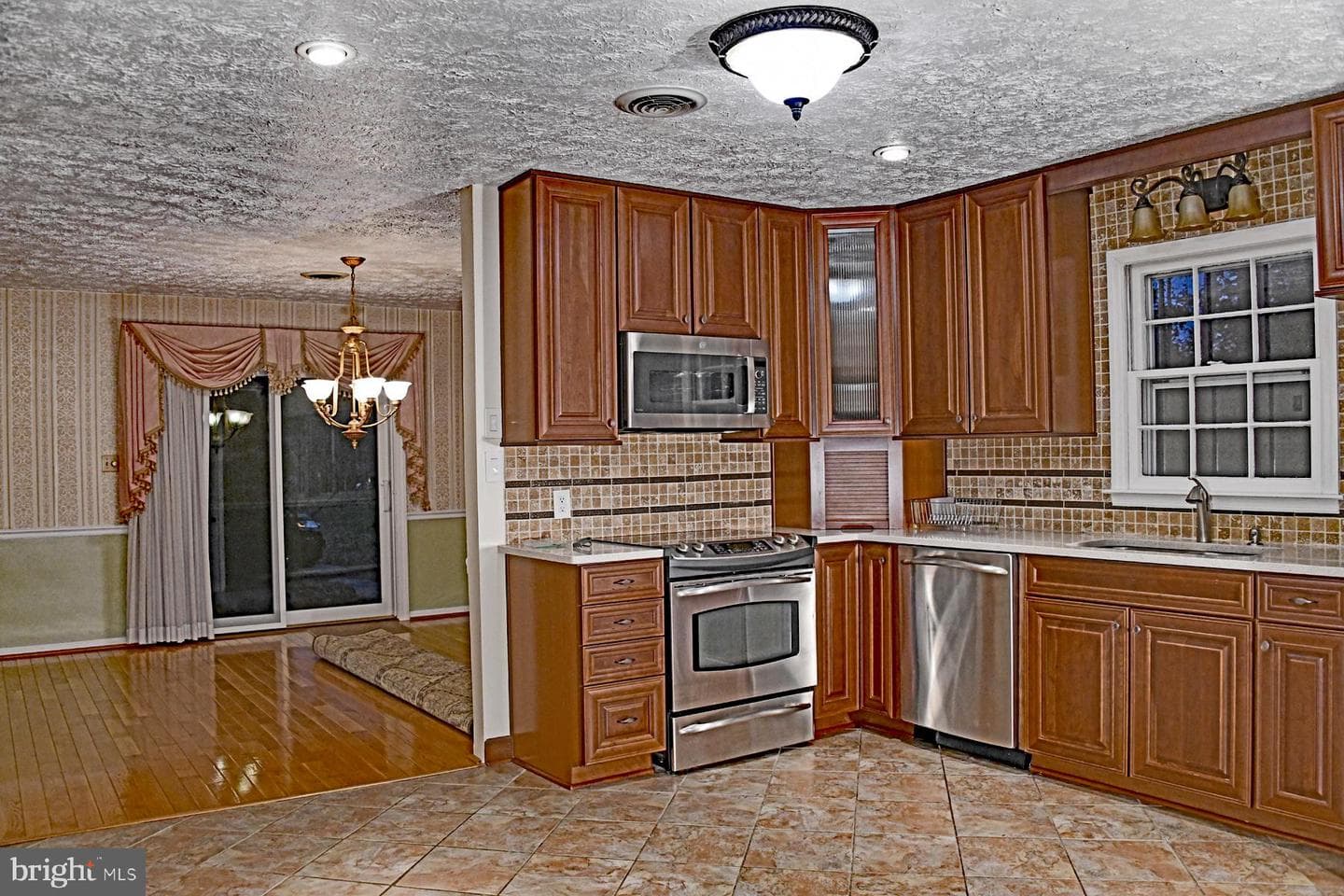 134 West Street photo 15