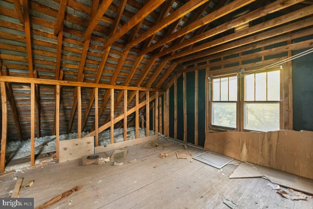 7189 Middle Road photo 17
