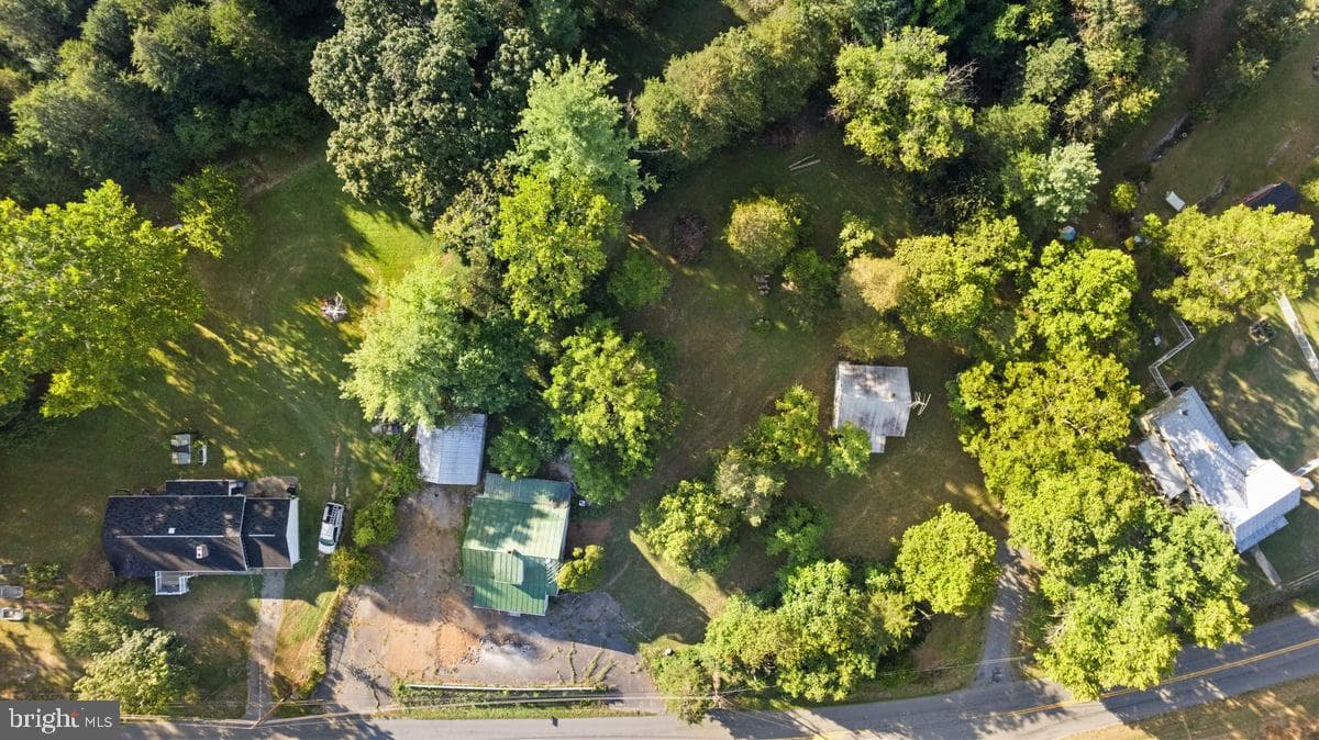 7189 Middle Road photo 29