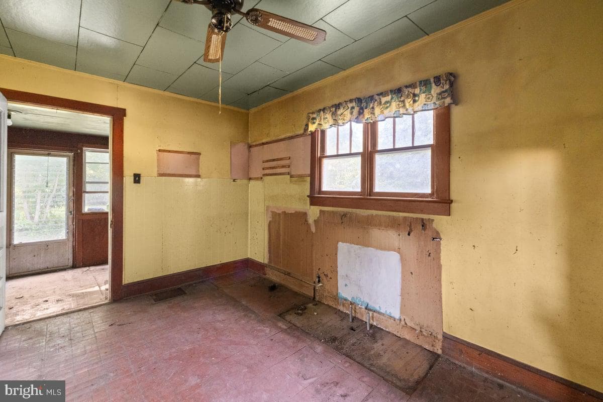 7189 Middle Road photo 6