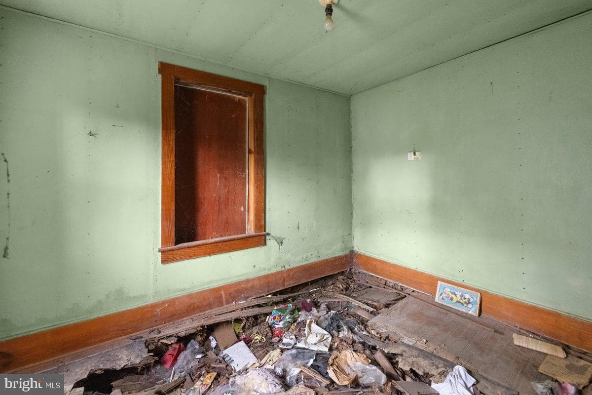 7189 Middle Road photo 9