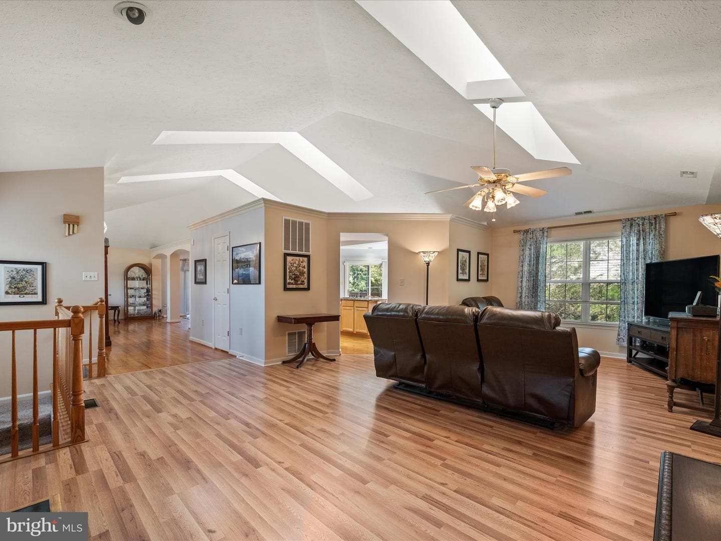 202 Senseny Glen Drive photo 11