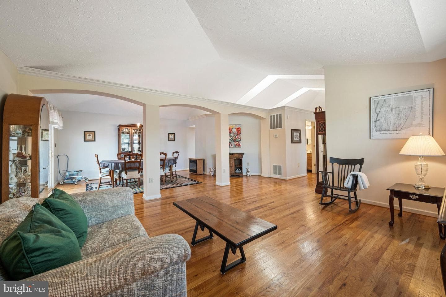 202 Senseny Glen Drive photo 15