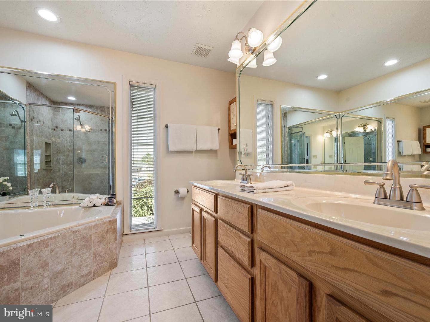 202 Senseny Glen Drive photo 20