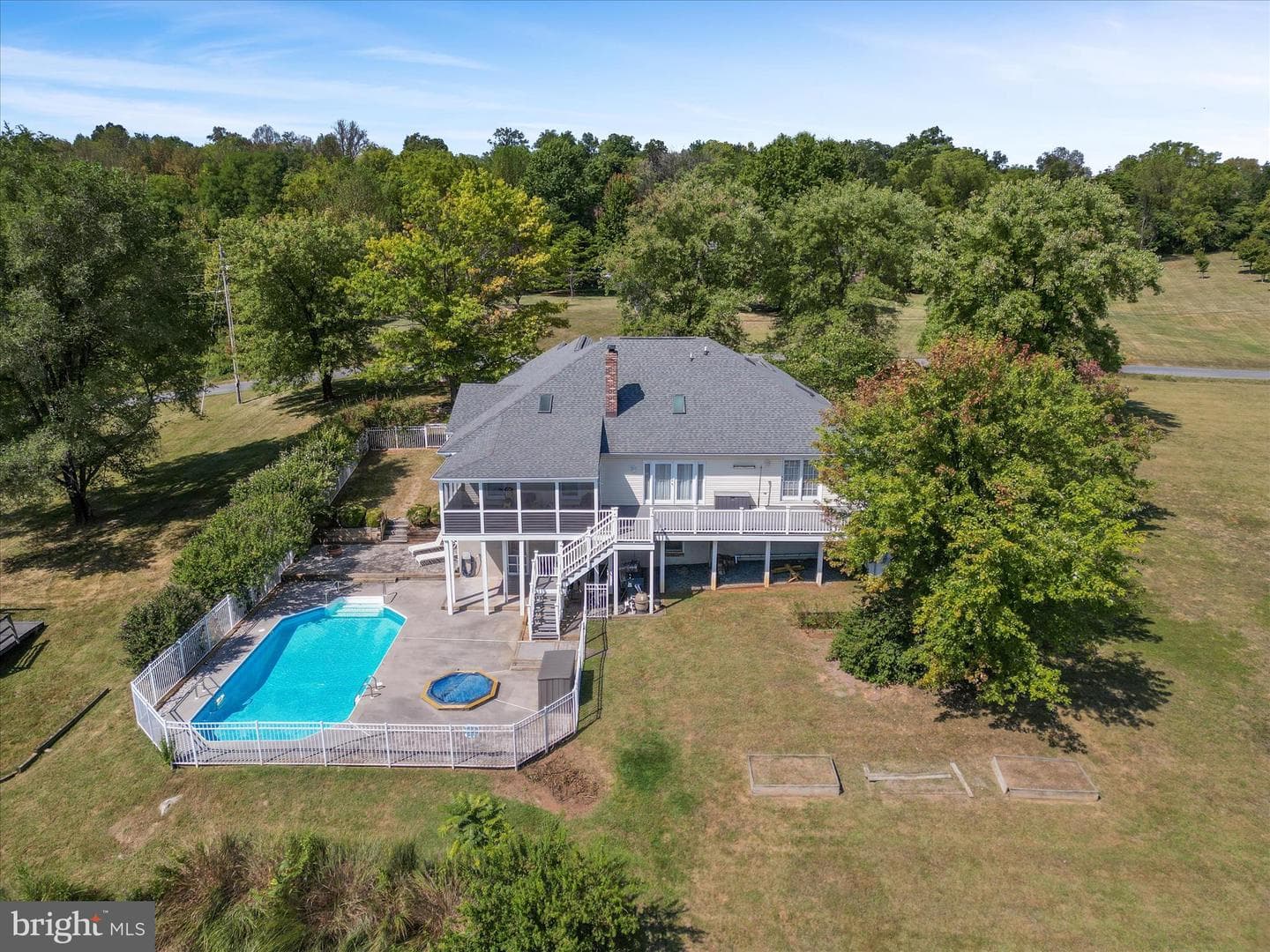 252 Punkin Ridge Drive photo 4