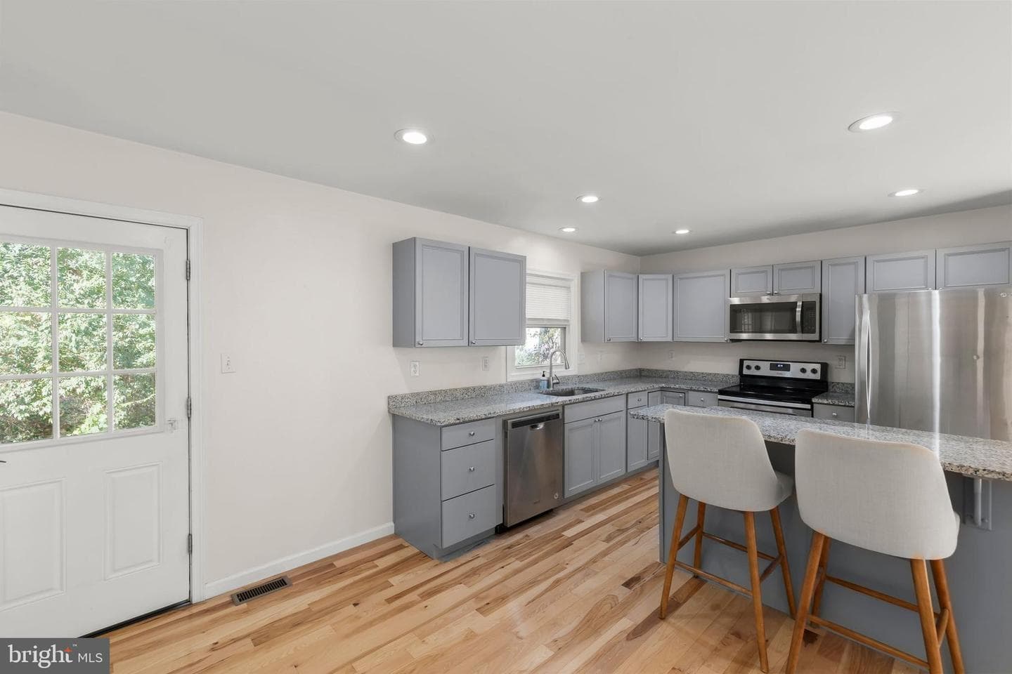 108 Fenwick Court photo 8
