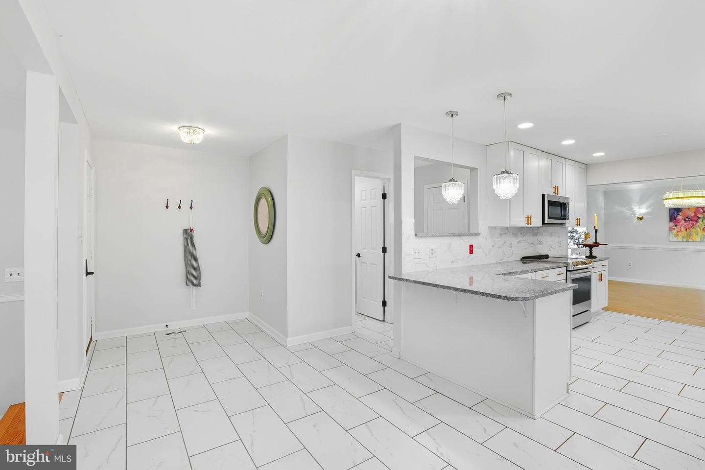 428 Westside Station Drive photo 5