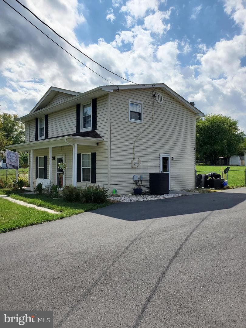 371 Ruebuck Road photo 4