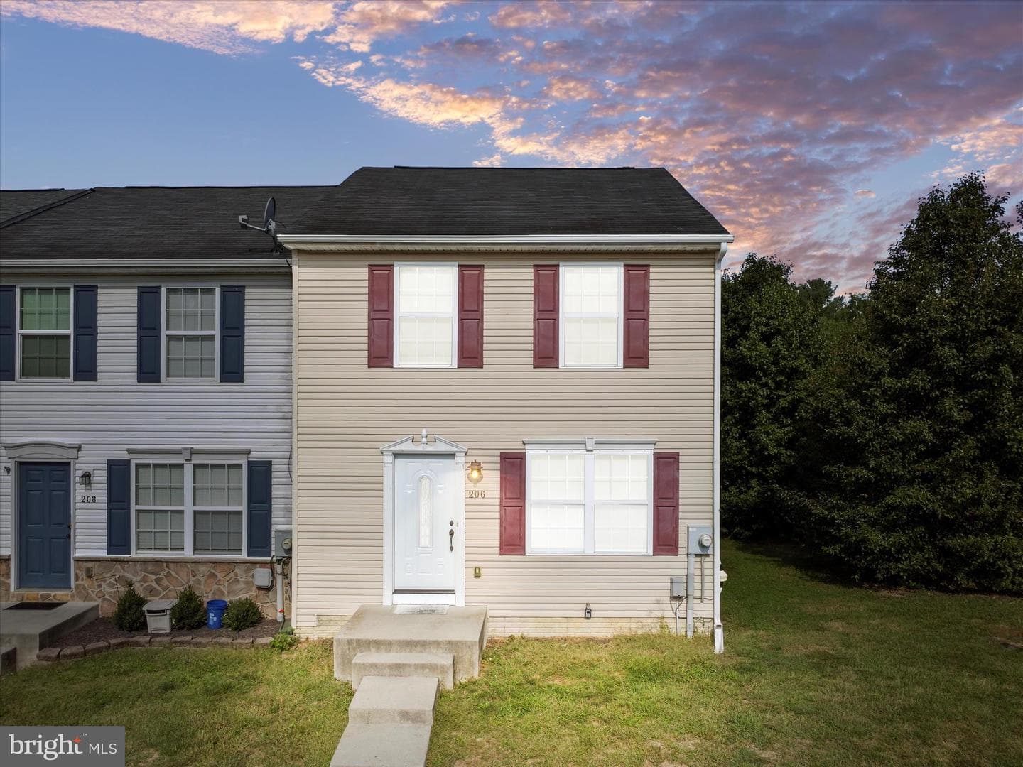 206 Eastside Lane photo 2