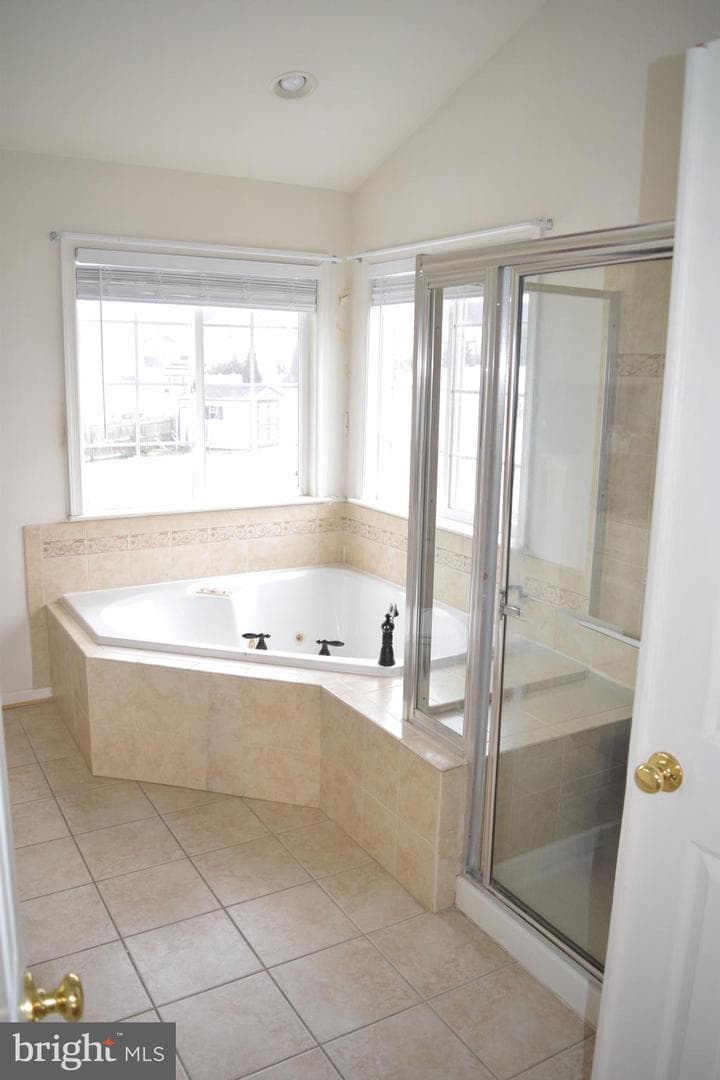 203 Lynnehaven Drive photo 18