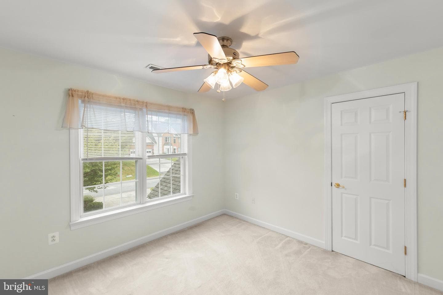 223 Cavalry Drive photo 34