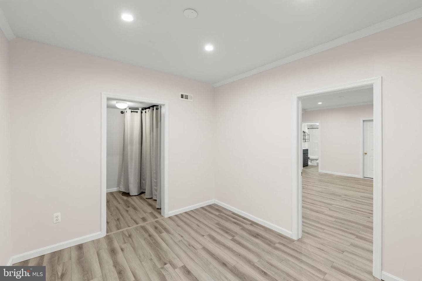 223 Cavalry Drive photo 47
