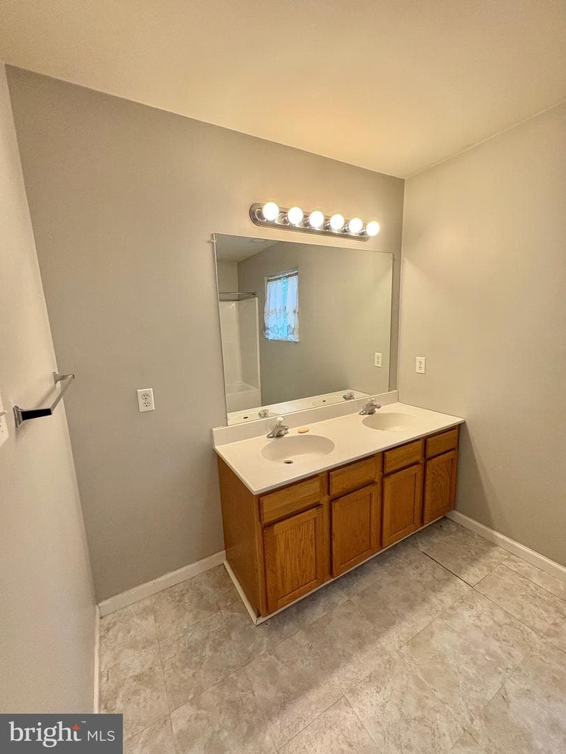 542 Cardinal Drive photo 27