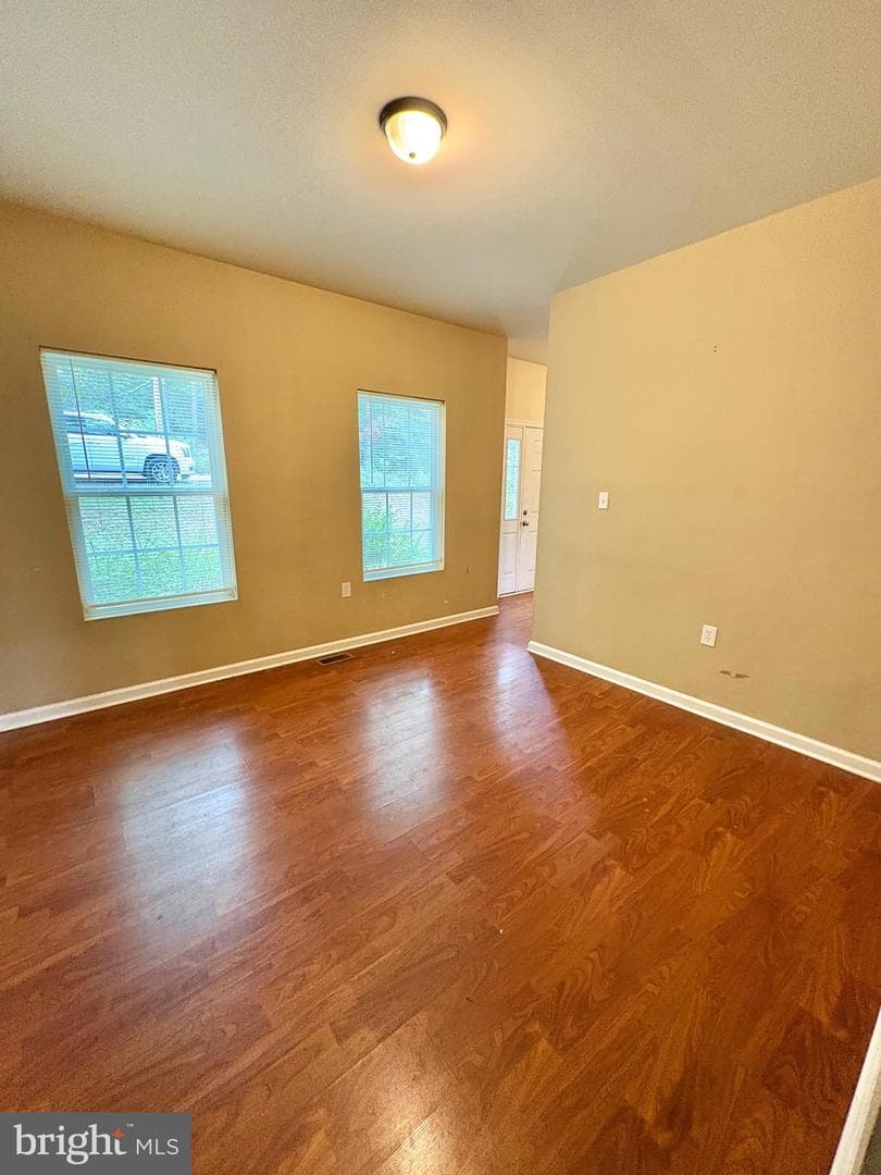 542 Cardinal Drive photo 30