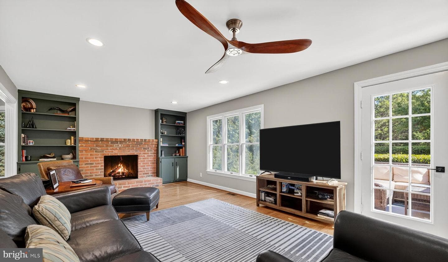 505 Glendobbin Road photo 5
