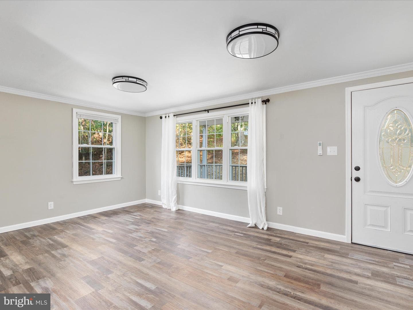 210 Zeiger Drive photo 5