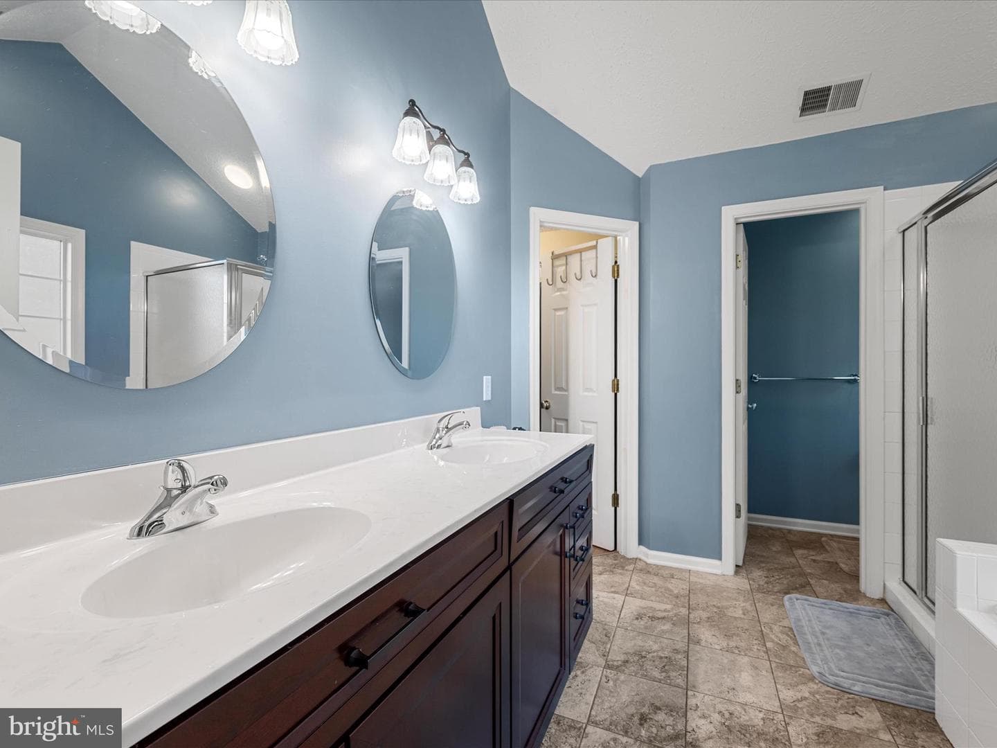200 Dogwood Drive photo 21