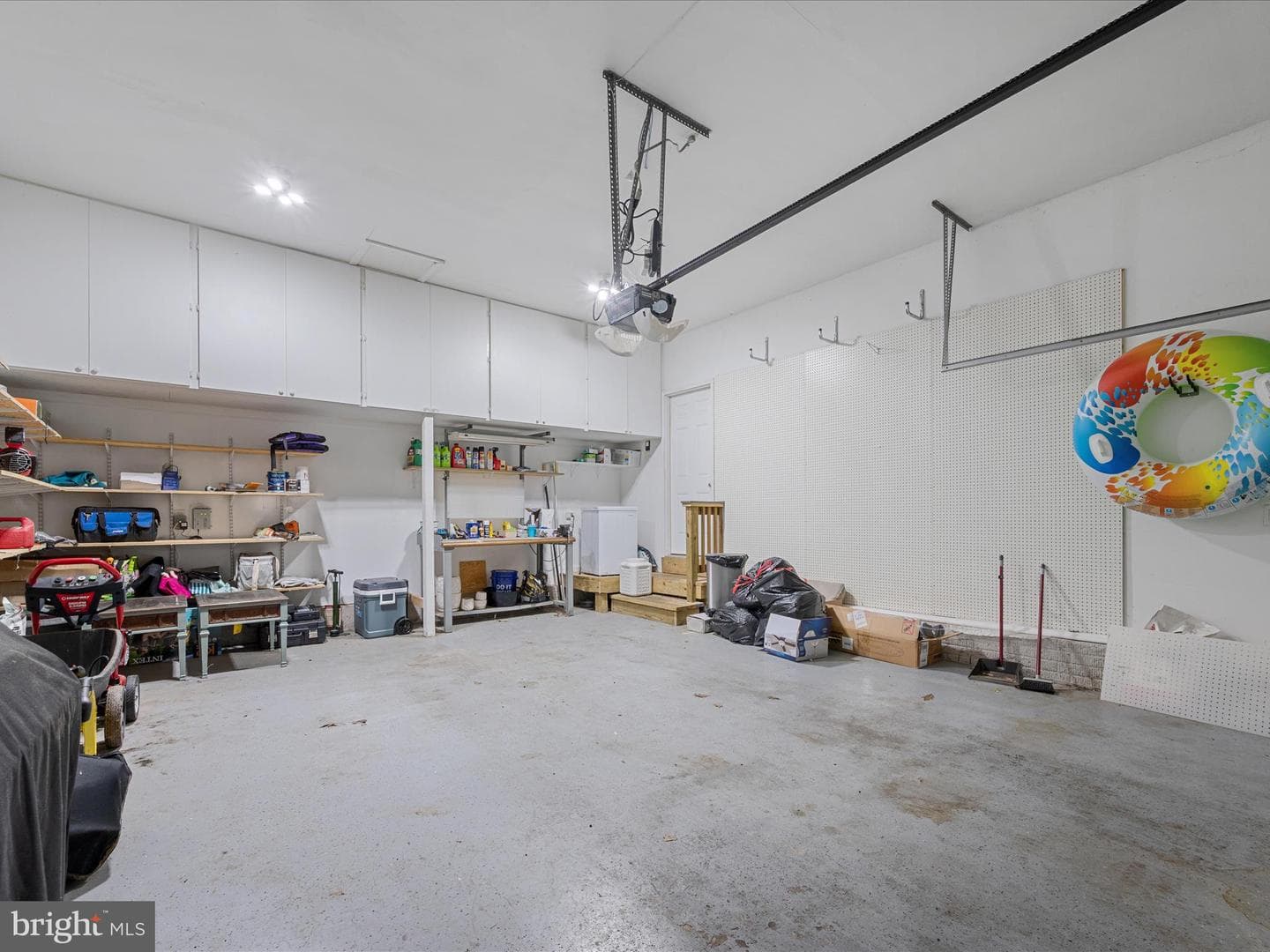 200 Dogwood Drive photo 27