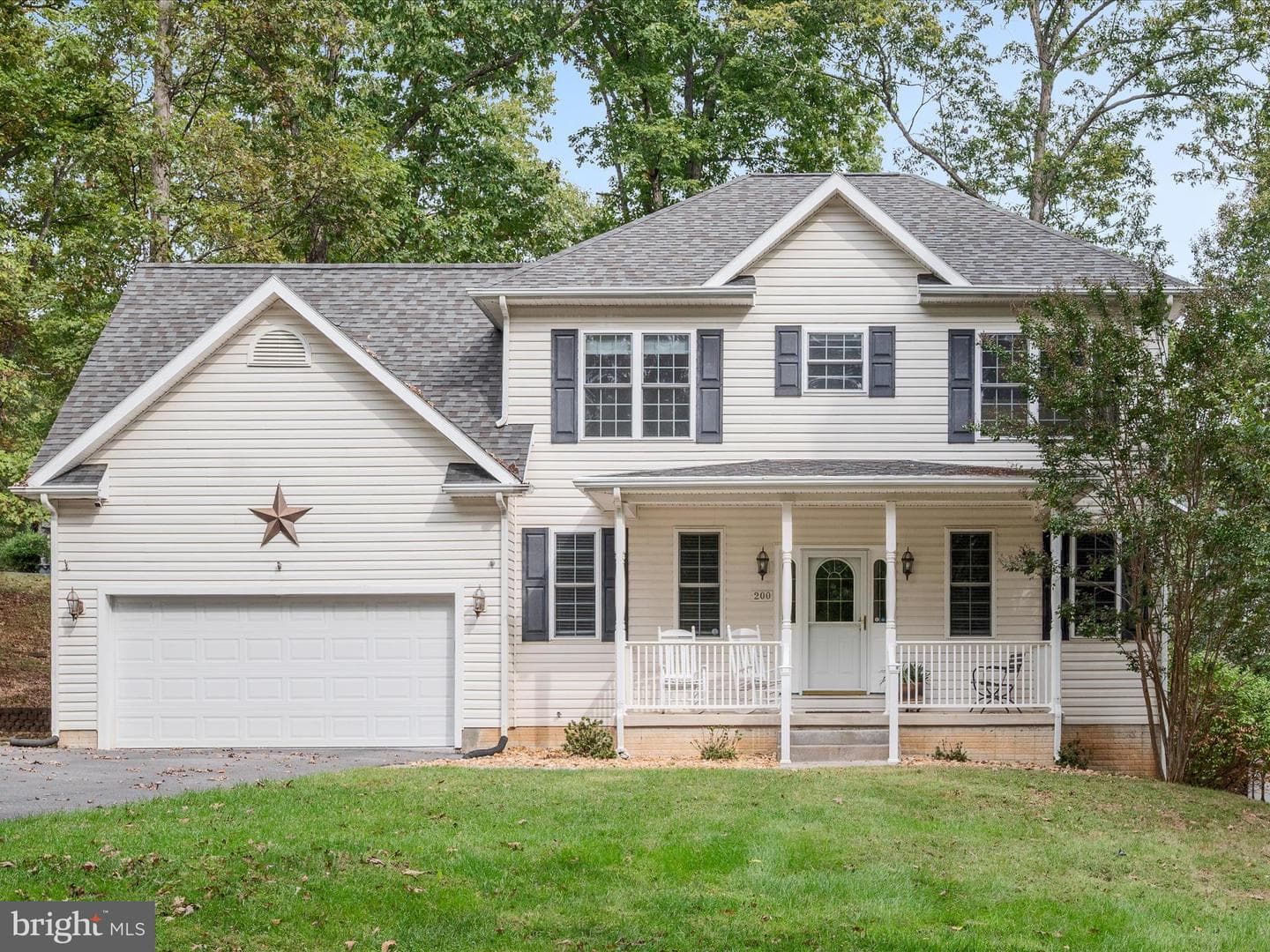 200 Dogwood Drive photo 32