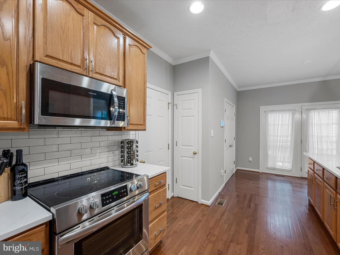 200 Dogwood Drive photo 8