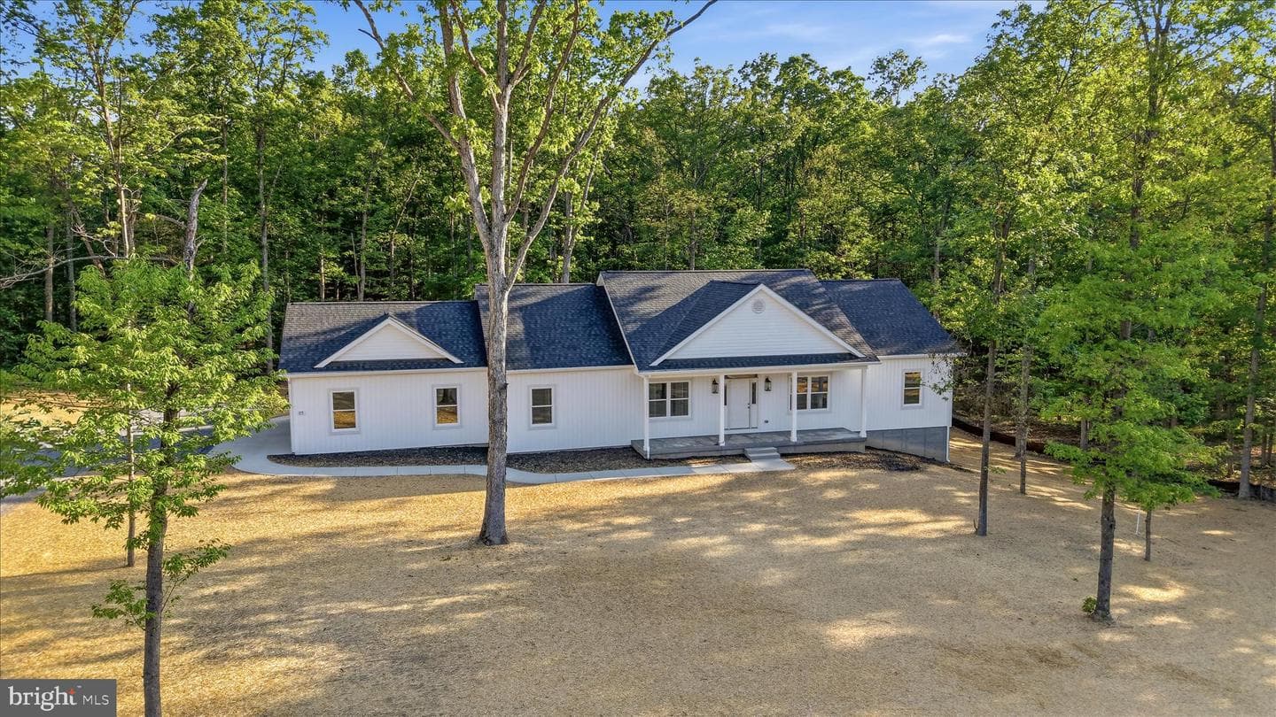 115 Stetson Street photo 47