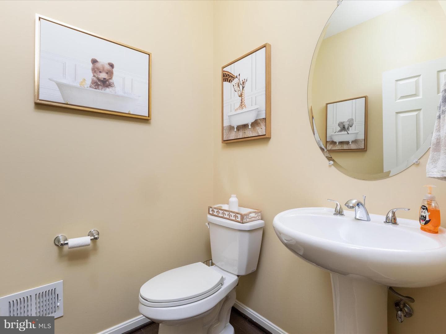 110 Radford Court photo 9