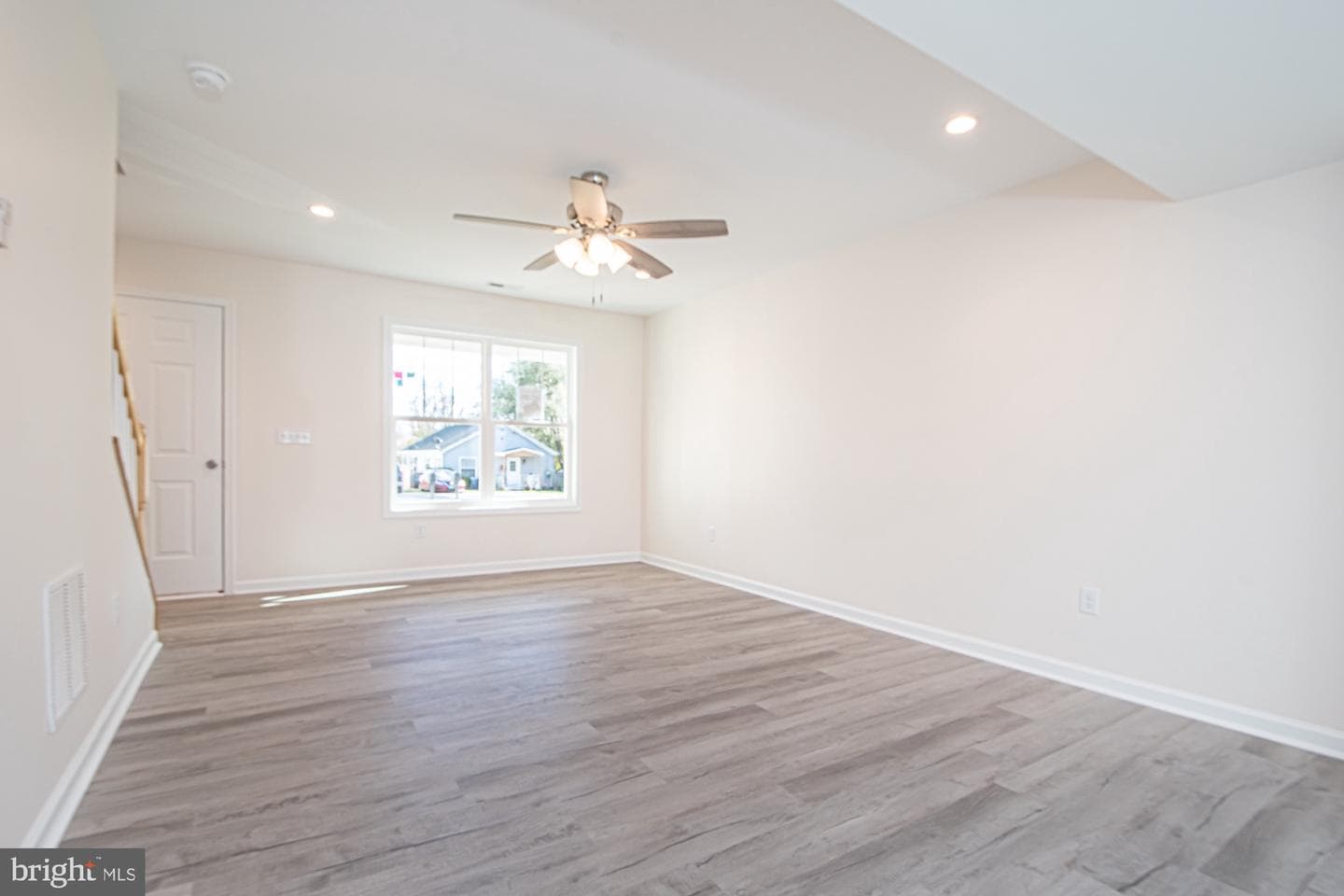 713 Ross St photo 13