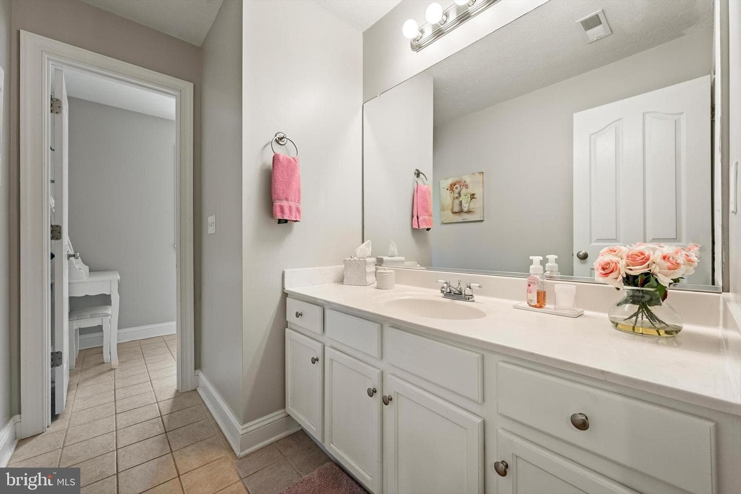137 Stonebrook Road photo 36