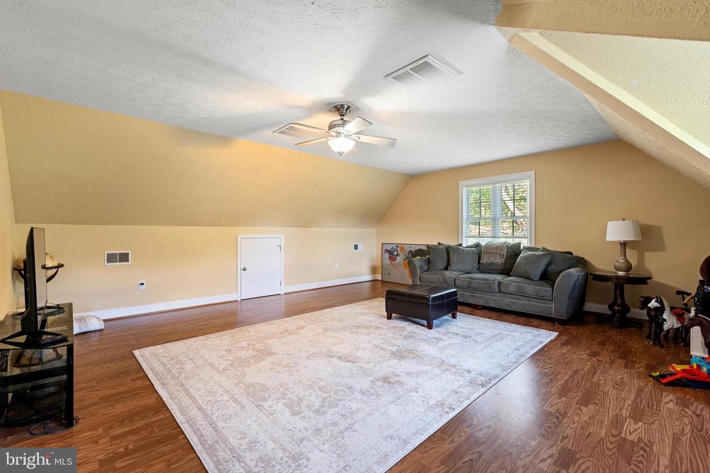 137 Stonebrook Road photo 40