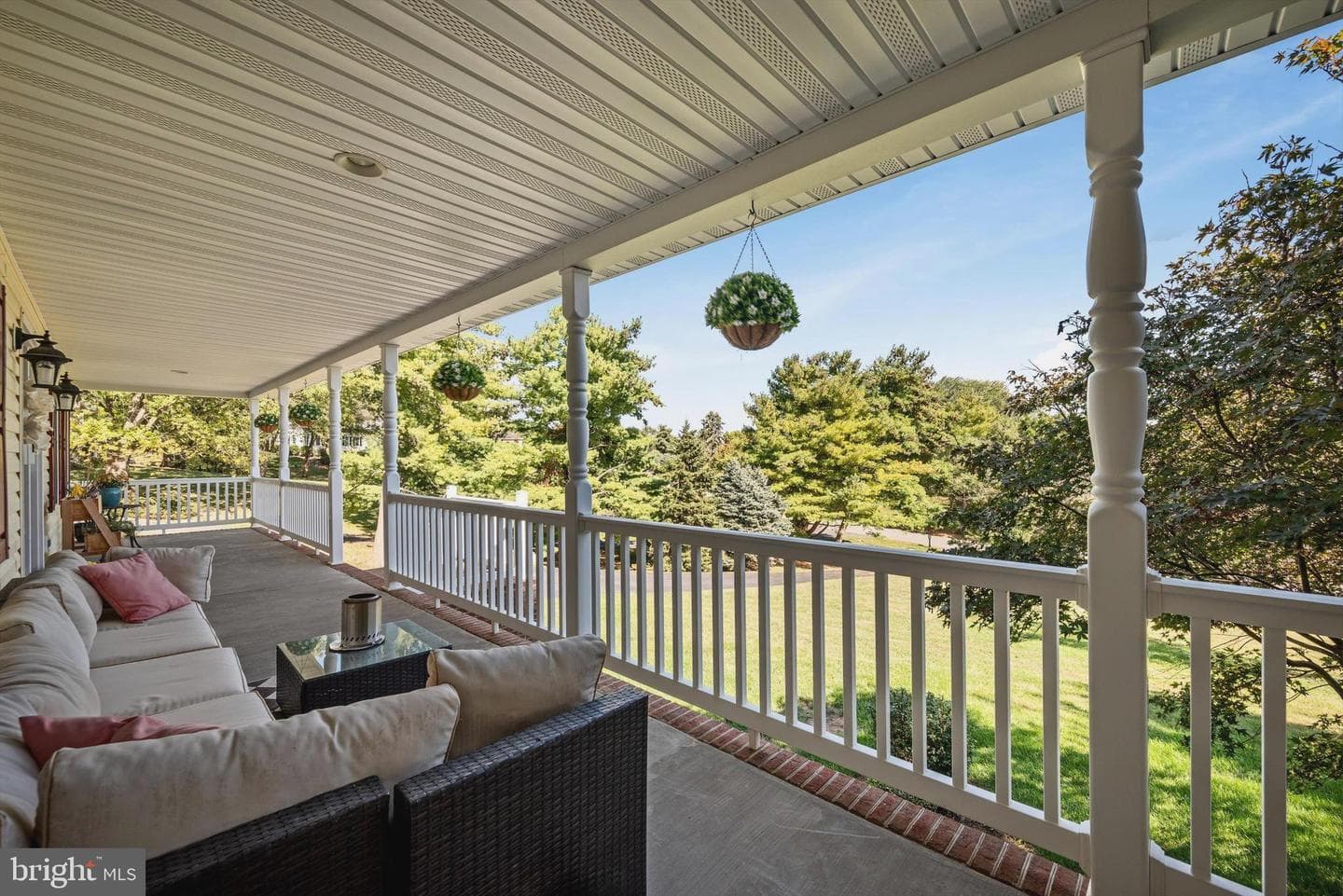 137 Stonebrook Road photo 5