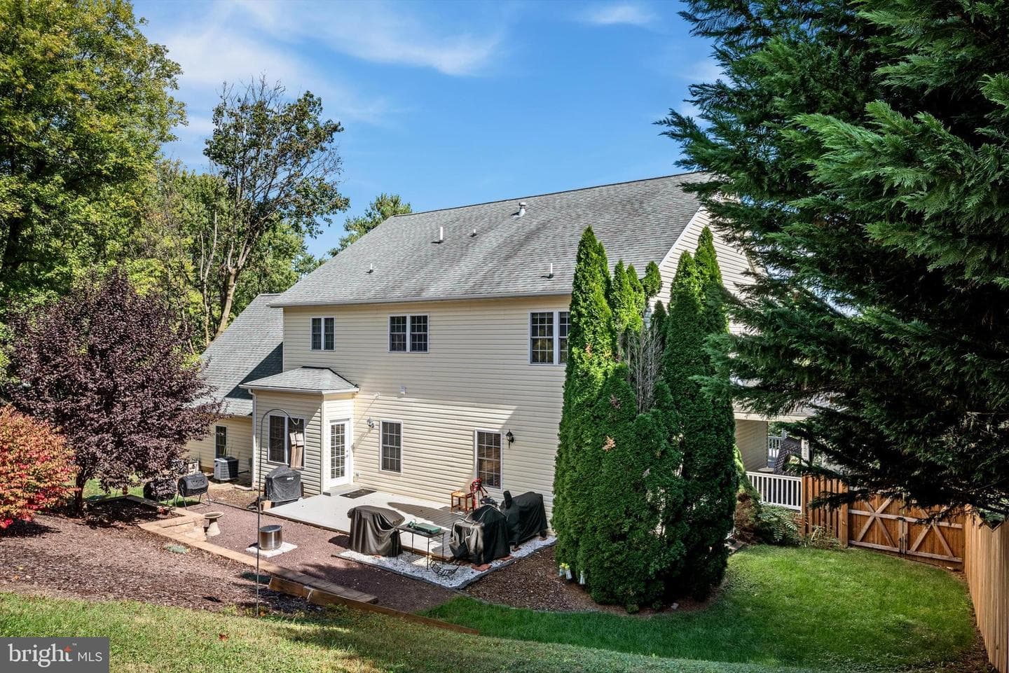 137 Stonebrook Road photo 52