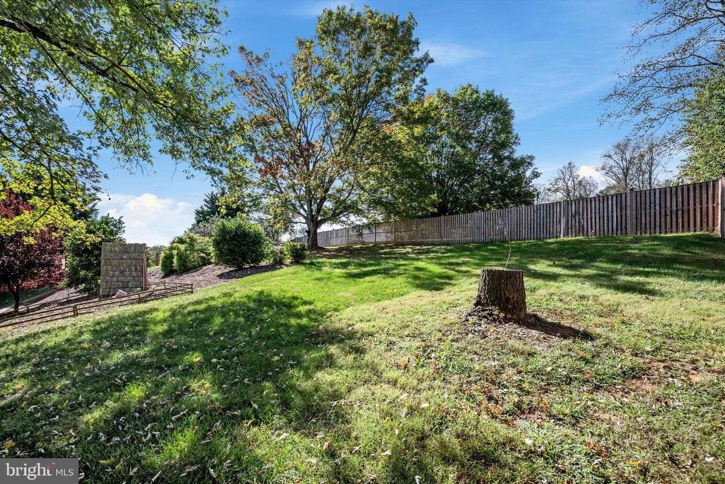 137 Stonebrook Road photo 57