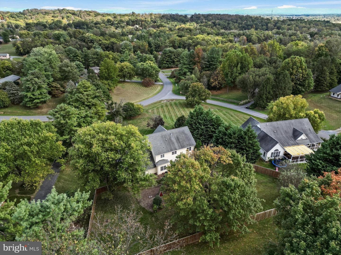 137 Stonebrook Road photo 63