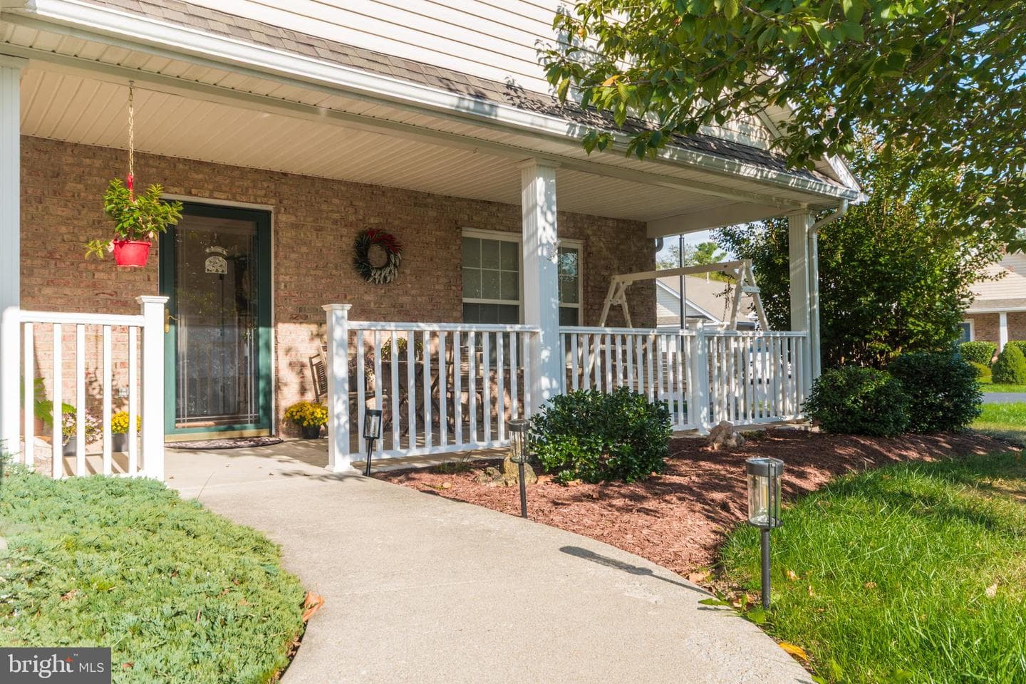 221 Crestwood Lane photo 1