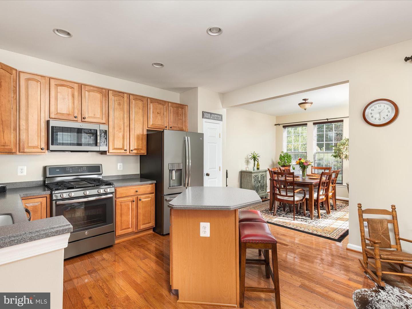 148 Pittman Court photo 4