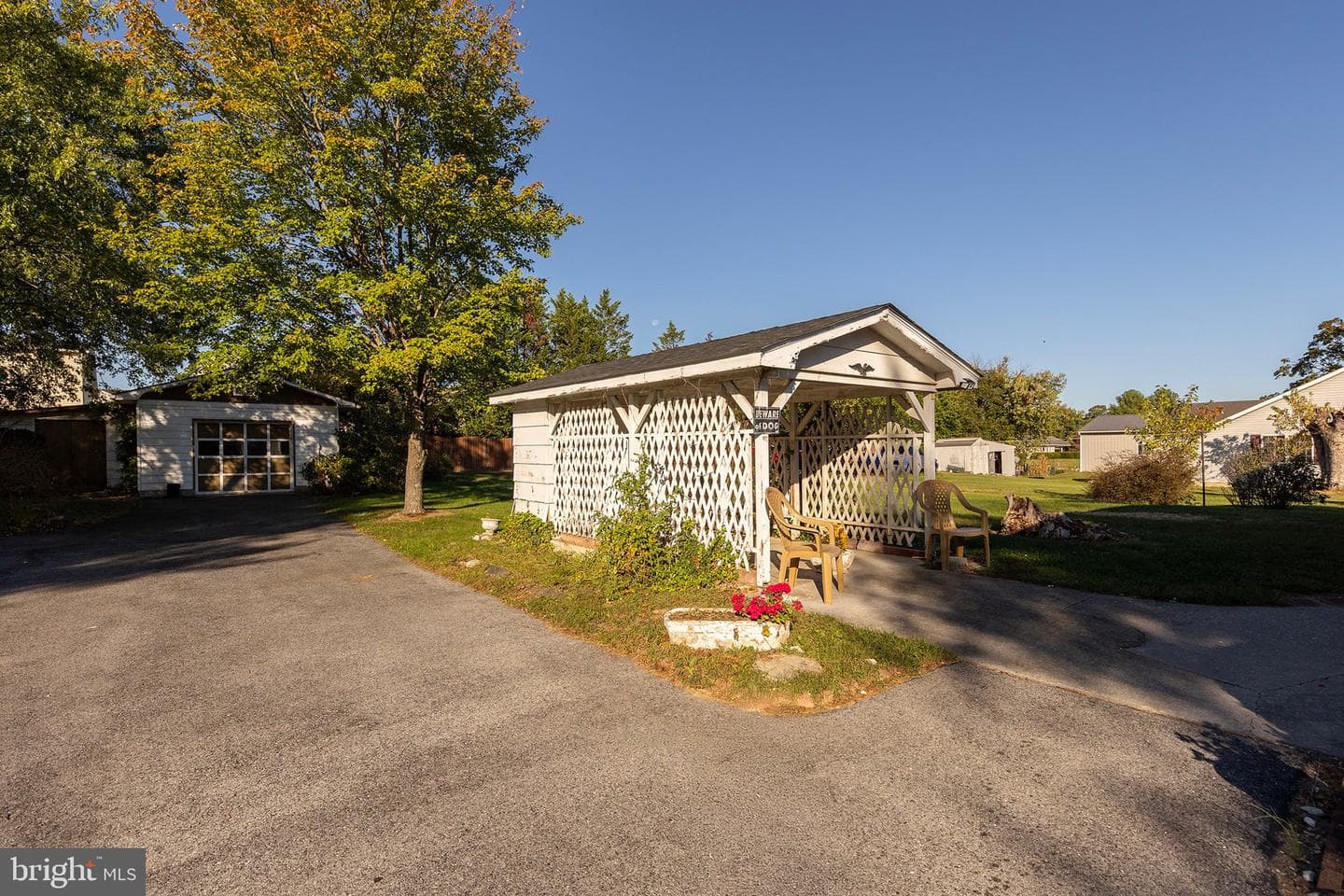 2294 Front Royal photo 26